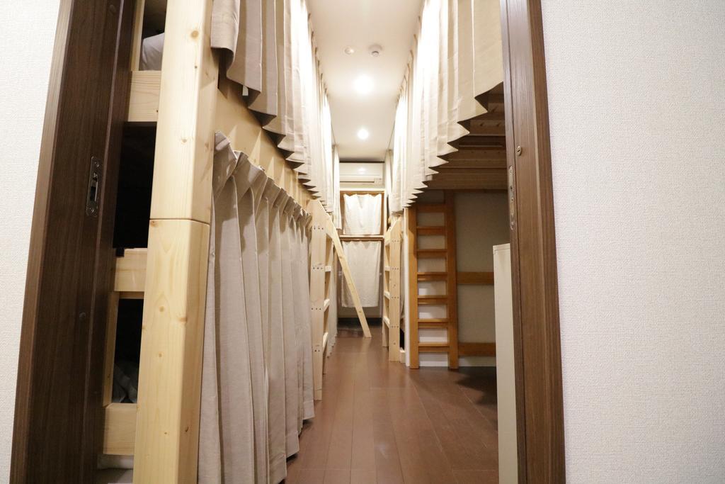 Отель Sakura Japanese House Осака Экстерьер фото